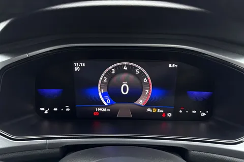 VO72OJV Volkswagen T-Roc 1.0 TSI Life Euro 6 (s/s) 5dr Thumbnail #42