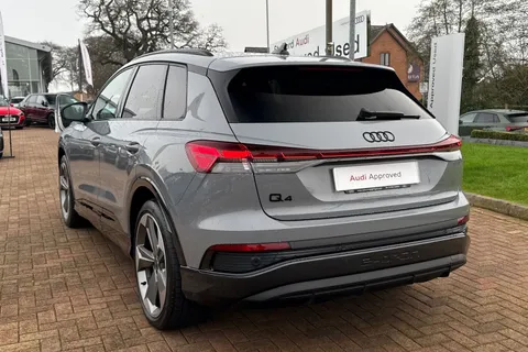 BP73HLO Audi Q4 e-tron Q4  (S) Black Edition 45 e-tron  210,00 kW Thumbnail #57