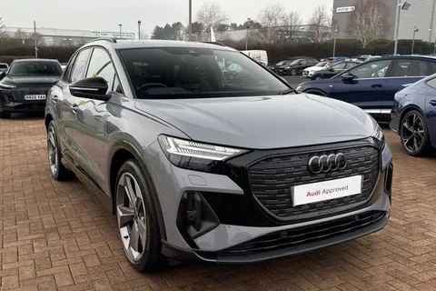 BP73HLO Audi Q4 e-tron Q4  (S) Black Edition 45 e-tron  210,00 kW Thumbnail #59