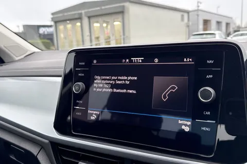 VO72OJV Volkswagen T-Roc 1.0 TSI Life Euro 6 (s/s) 5dr Thumbnail #45