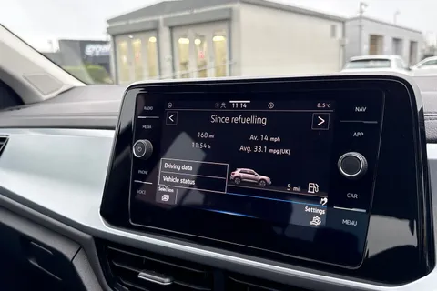 VO72OJV Volkswagen T-Roc 1.0 TSI Life Euro 6 (s/s) 5dr Thumbnail #47