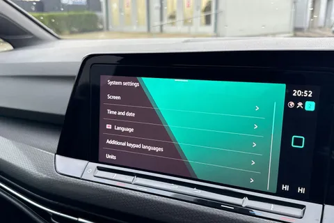 CX70OOE Volkswagen Golf 2.0 TSI GTI DSG Euro 6 (s/s) 5dr Thumbnail #48