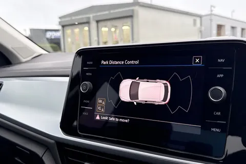 VO72OJV Volkswagen T-Roc 1.0 TSI Life Euro 6 (s/s) 5dr Thumbnail #49