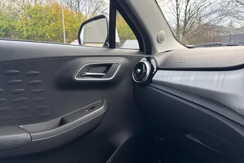 CE21BZU MG Mg3 1.5 VTi-TECH Exclusive Nav Euro 6 (s/s) 5dr Thumbnail #35