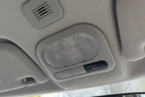 CE21BZU MG Mg3 1.5 VTi-TECH Exclusive Nav Euro 6 (s/s) 5dr Thumbnail #36