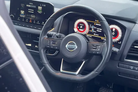 EJ71RZV Nissan Qashqai 1.3 DiG-T MH 158 N-Connecta 5dr Xtronic Thumbnail #30