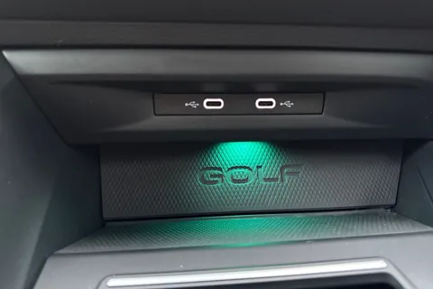 CX70OOE Volkswagen Golf 2.0 TSI GTI DSG Euro 6 (s/s) 5dr Thumbnail #52