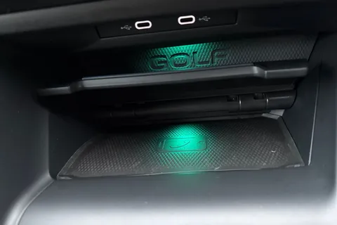 CX70OOE Volkswagen Golf 2.0 TSI GTI DSG Euro 6 (s/s) 5dr Thumbnail #53