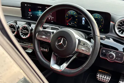 KN22NLC Mercedes-Benz Cla Class 2.0 CLA250 AMG Line (Premium Plus 2) Coupe 7G-DCT Euro 6 (s/s) 4dr Thumbnail #33