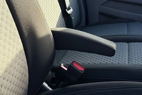 MF75FGX Volkswagen Transporter T32 Panel Van Commerce Pro SWB 150 PS 2.0 TDI 8sp Automatic 4MOTION Thumbnail #33