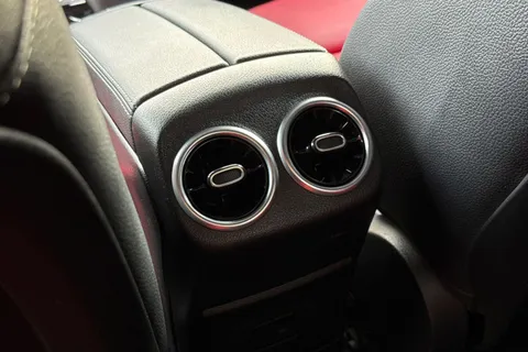 KN22NLC Mercedes-Benz Cla Class 2.0 CLA250 AMG Line (Premium Plus 2) Coupe 7G-DCT Euro 6 (s/s) 4dr Thumbnail #35