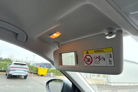 VO72OJV Volkswagen T-Roc 1.0 TSI Life Euro 6 (s/s) 5dr Thumbnail #59