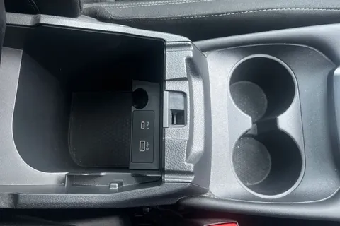 EJ71RZV Nissan Qashqai 1.3 DiG-T MH 158 N-Connecta 5dr Xtronic Thumbnail #41