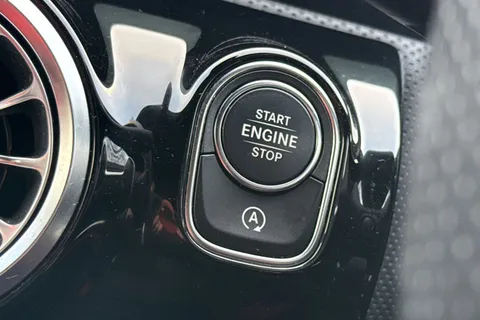 KN22NLC Mercedes-Benz Cla Class 2.0 CLA250 AMG Line (Premium Plus 2) Coupe 7G-DCT Euro 6 (s/s) 4dr Thumbnail #44