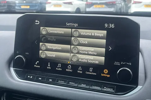 EJ71RZV Nissan Qashqai 1.3 DiG-T MH 158 N-Connecta 5dr Xtronic Thumbnail #44