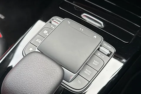 KN22NLC Mercedes-Benz Cla Class 2.0 CLA250 AMG Line (Premium Plus 2) Coupe 7G-DCT Euro 6 (s/s) 4dr Thumbnail #45