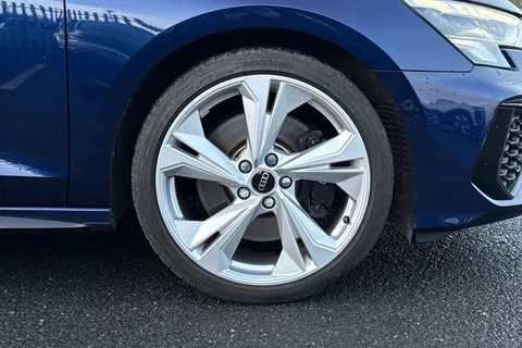 LM73ZZU Audi S3 Black Edition TFSI  310 PS S tronic Thumbnail #11