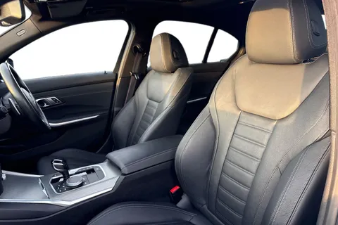 M30CSX BMW 3 Series 3.0 M340d MHT Auto xDrive Euro 6 (s/s) 4dr Thumbnail #16