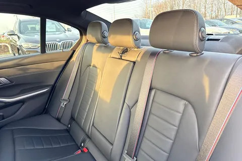 M30CSX BMW 3 Series 3.0 M340d MHT Auto xDrive Euro 6 (s/s) 4dr Thumbnail #19