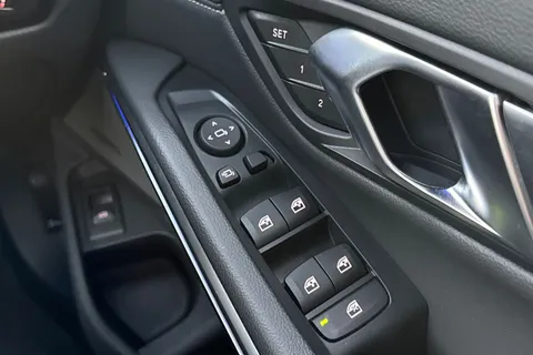 M30CSX BMW 3 Series 3.0 M340d MHT Auto xDrive Euro 6 (s/s) 4dr Thumbnail #21