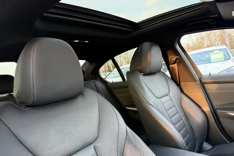 M30CSX BMW 3 Series 3.0 M340d MHT Auto xDrive Euro 6 (s/s) 4dr Thumbnail #24