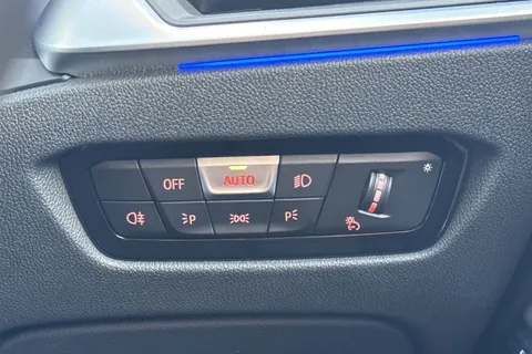 M30CSX BMW 3 Series 3.0 M340d MHT Auto xDrive Euro 6 (s/s) 4dr Thumbnail #36