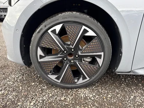  CUPRA Born e-Boost 77kWh V3 Auto 5dr (4 Seat) Thumbnail #7