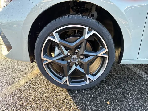  CUPRA Leon 1.5 eTSI V2 DSG Euro 6 (s/s) 5dr Thumbnail #7