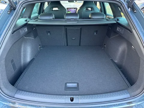 9 of 56 for CUPRA Leon 1.5 eTSI EVO V3 DSG Euro 6 (s/s) 5dr