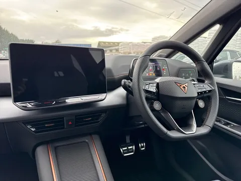  CUPRA Born e-Boost 77kWh V3 Auto 5dr (4 Seat) Thumbnail #13