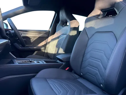 10 of 56 for CUPRA Leon 1.5 eTSI EVO V3 DSG Euro 6 (s/s) 5dr