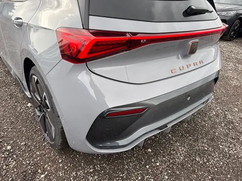  CUPRA Born e-Boost 77kWh V3 Auto 5dr (4 Seat) Thumbnail #16