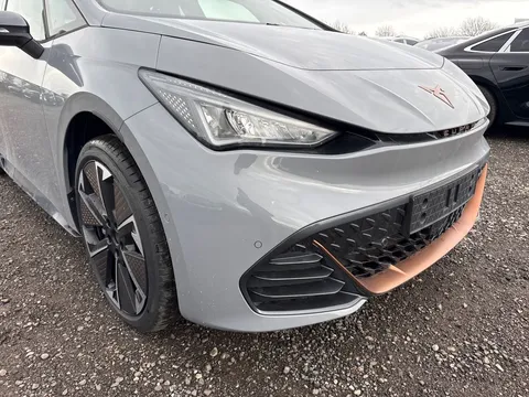  CUPRA Born e-Boost 77kWh V3 Auto 5dr (4 Seat) Thumbnail #17