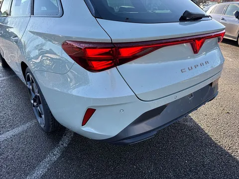  CUPRA Leon 1.5 eTSI V2 DSG Euro 6 (s/s) 5dr Thumbnail #16