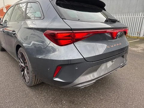  CUPRA Leon 1.5 eTSI V3 DSG Euro 6 (s/s) 5dr Thumbnail #16