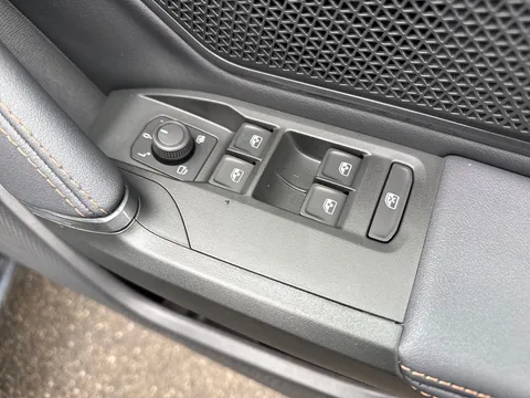  CUPRA Leon 1.5 eTSI V3 DSG Euro 6 (s/s) 5dr Thumbnail #18