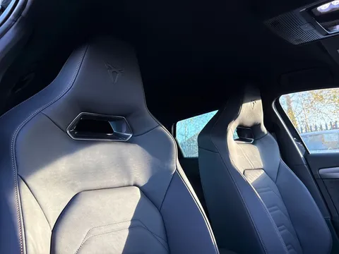 20 of 56 for CUPRA Leon 1.5 eTSI EVO V3 DSG Euro 6 (s/s) 5dr