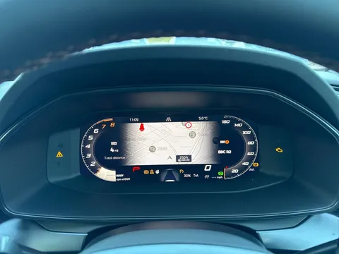 34 of 56 for CUPRA Leon 1.5 eTSI EVO V3 DSG Euro 6 (s/s) 5dr