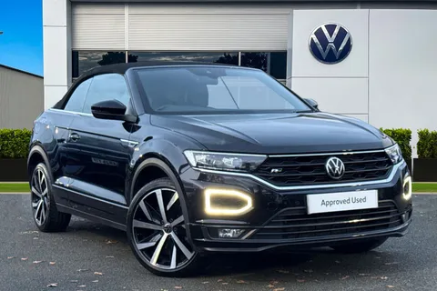 FG71XDW Volkswagen T-Roc 1.5 TSI R-Line 2dr DSG | Heated Seats | Beats Audio Pack | Heated Seats Thumbnail #2
