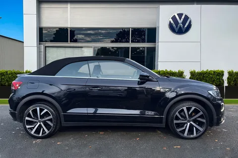 FG71XDW Volkswagen T-Roc 1.5 TSI R-Line 2dr DSG | Heated Seats | Beats Audio Pack | Heated Seats Thumbnail #4