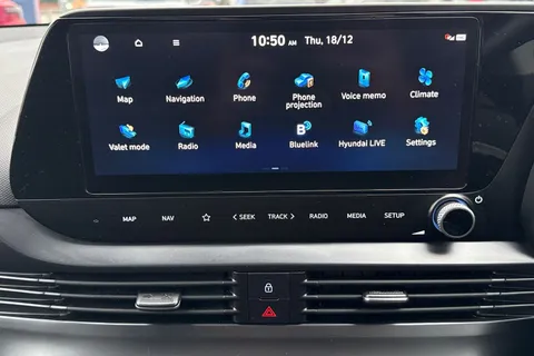 17 of 53 for Hyundai Bayon 1.0 T-GDi MHEV Premium Euro 6 (s/s) 5dr