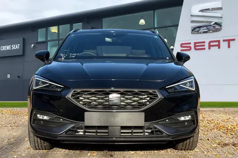  SEAT Leon 1.5 TSI FR Black Edition Euro 6 (s/s) 5dr Thumbnail #6