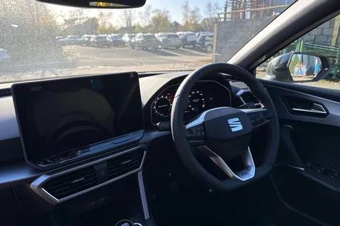  SEAT Leon 1.5 TSI FR Black Edition Euro 6 (s/s) 5dr Thumbnail #18