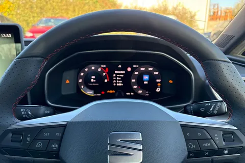  SEAT Leon 1.5 TSI FR Black Edition Euro 6 (s/s) 5dr Thumbnail #34