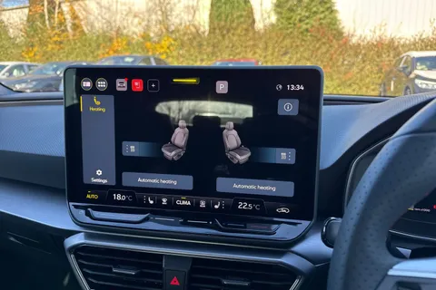  SEAT Leon 1.5 TSI FR Black Edition Euro 6 (s/s) 5dr Thumbnail #51