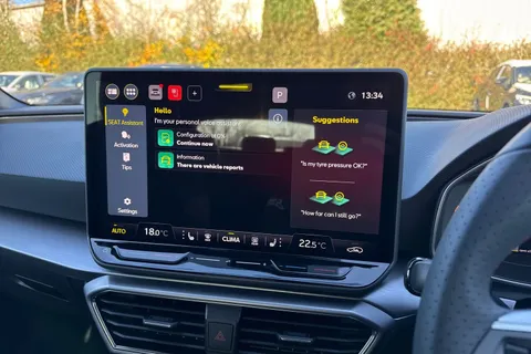  SEAT Leon 1.5 TSI FR Black Edition Euro 6 (s/s) 5dr Thumbnail #52