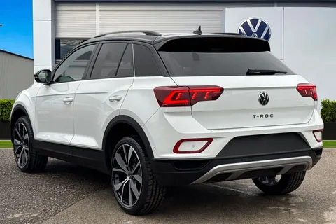  Volkswagen T-Roc 1.5 TSI Style Design DSG Euro 6 (s/s) 5dr Thumbnail #3