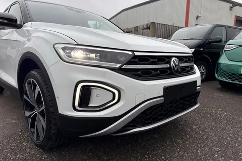  Volkswagen T-Roc 1.5 TSI Style Design DSG Euro 6 (s/s) 5dr Thumbnail #9