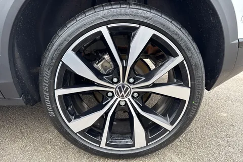  Volkswagen T-Roc 1.5 TSI Style Design DSG Euro 6 (s/s) 5dr Thumbnail #12