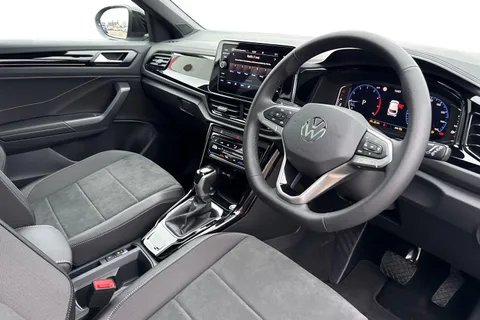  Volkswagen T-Roc 1.5 TSI Style Design DSG Euro 6 (s/s) 5dr Thumbnail #14